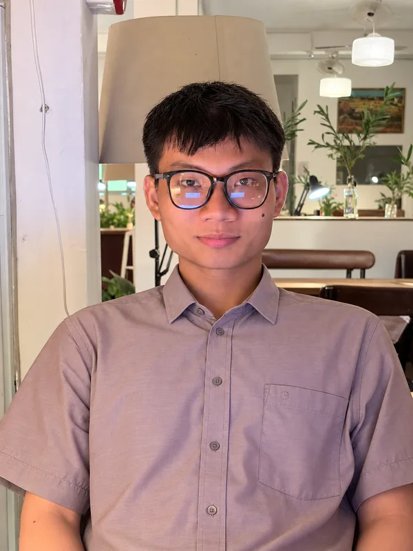 Portrait of Lê Chí Đại.